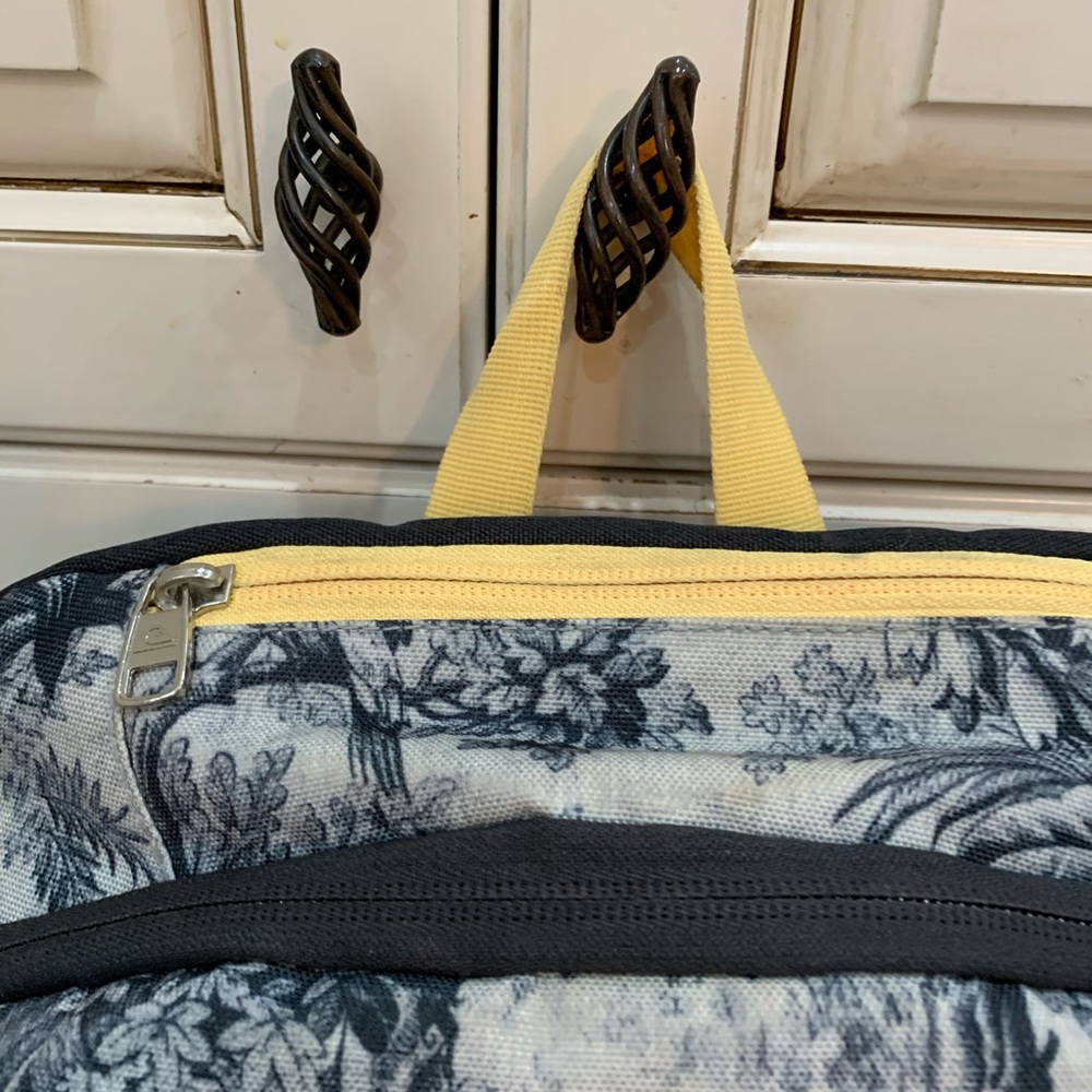 Quicksilver Backpack - image 3